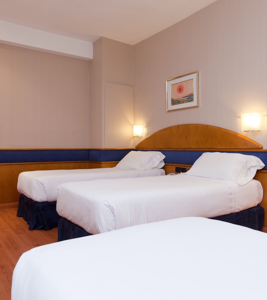 Triple Room (adult extra bed) photo 2