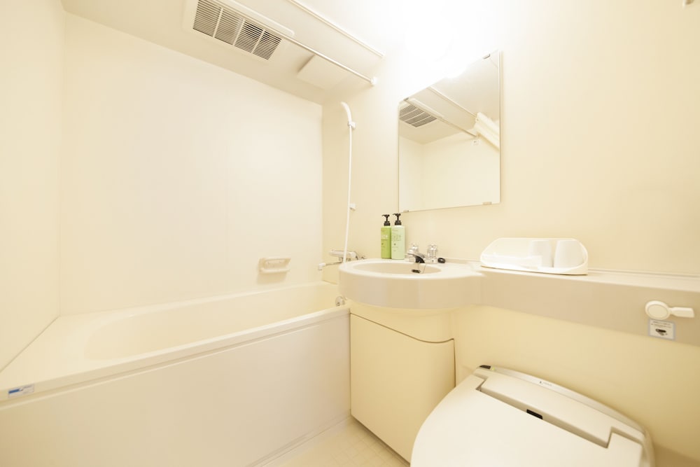 Standard Twin Room, Non Smoking photo 3