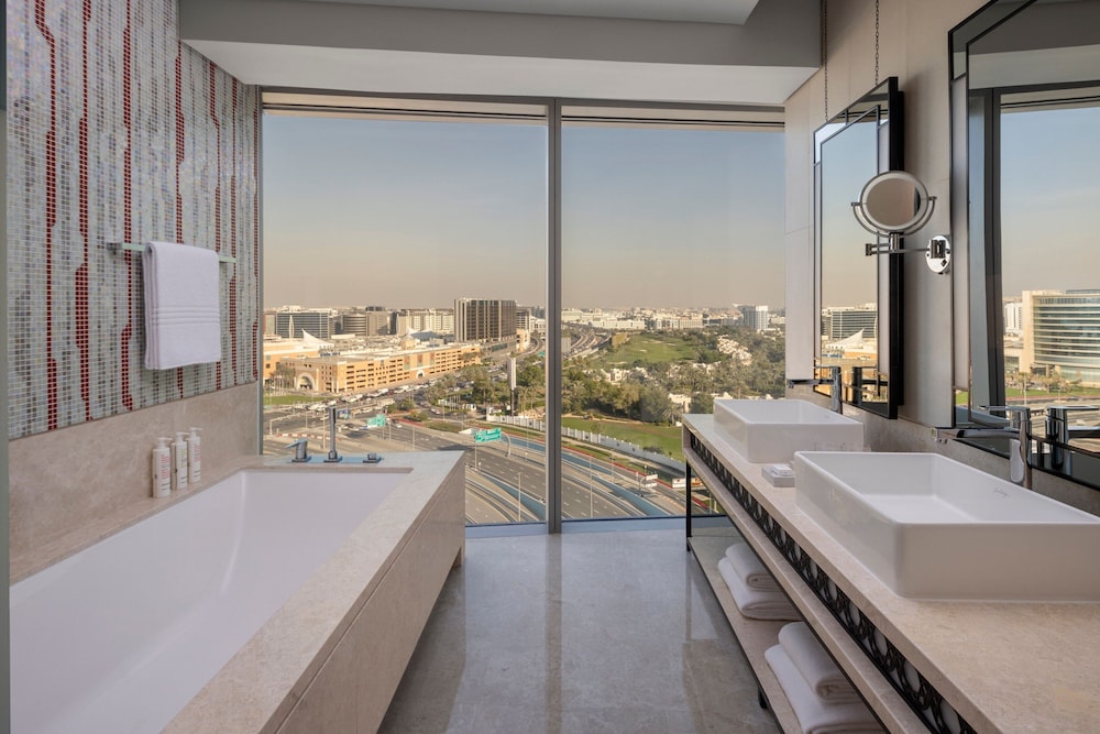 Suite, 2 Bedrooms thumbnail 6