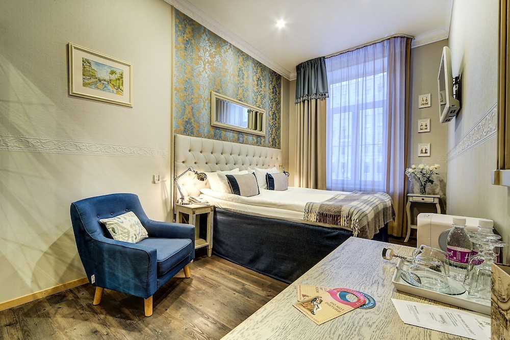 Standard Room, River View photo 3