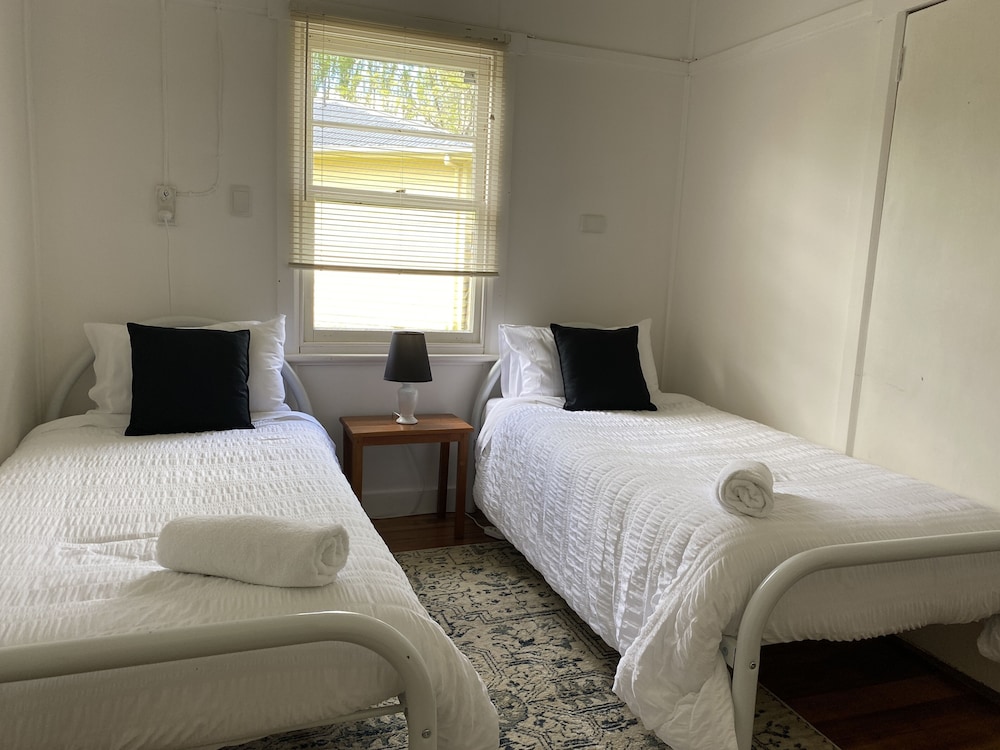 Cottage, 4 Bedrooms (No. 3) photo 2