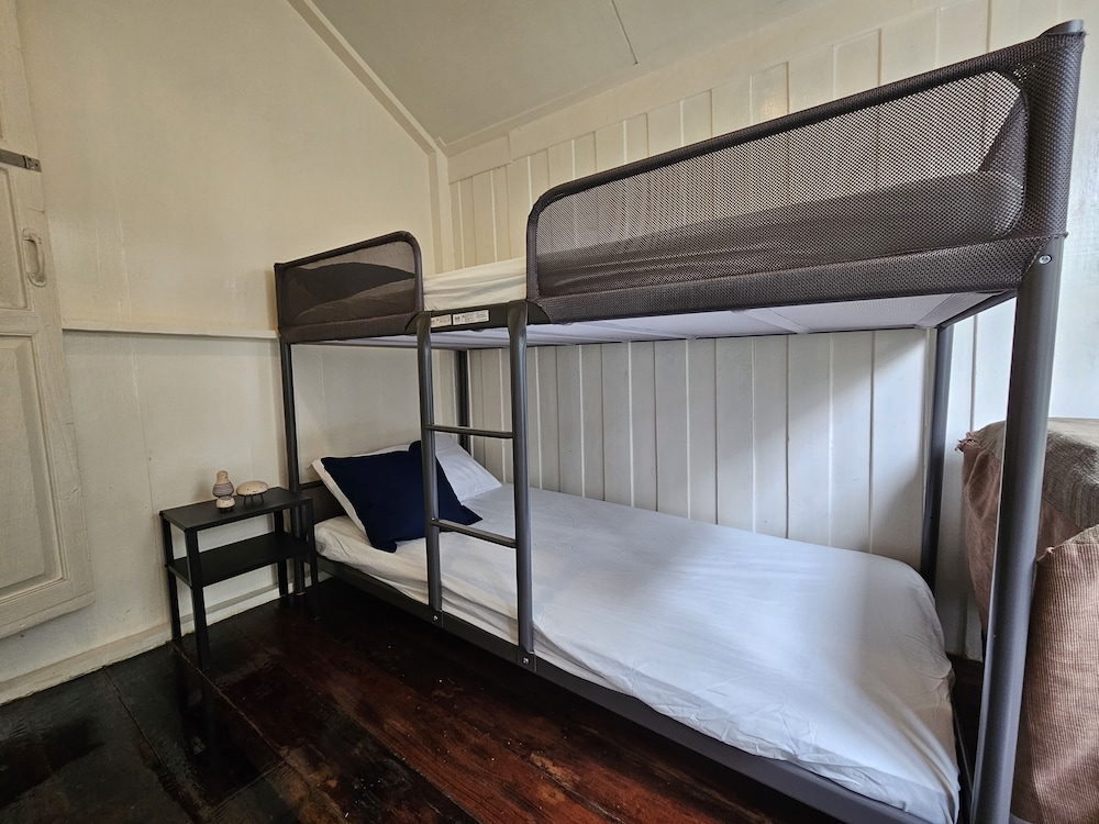 Standard Room, 1 Bedroom, Non Smoking photo 1