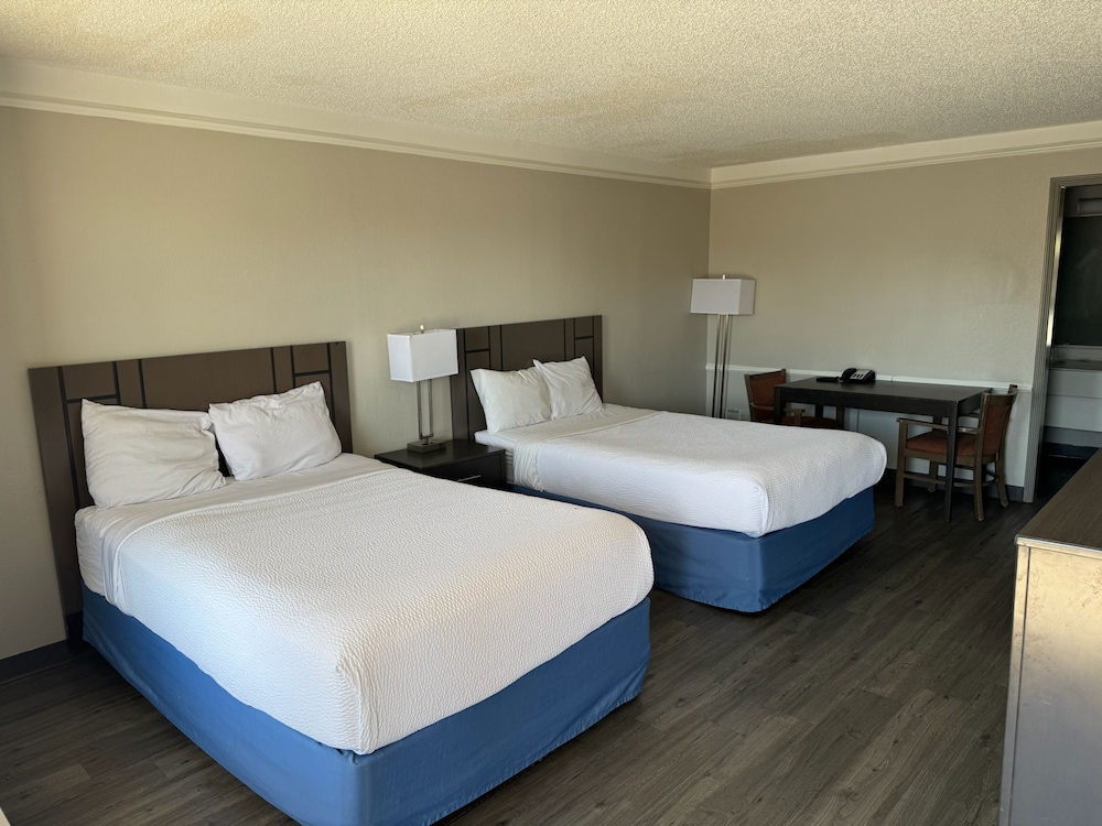 Room, 2 Double Beds, Non Smoking