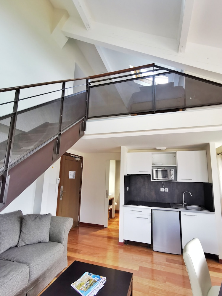 Privilege apartment 6 persons