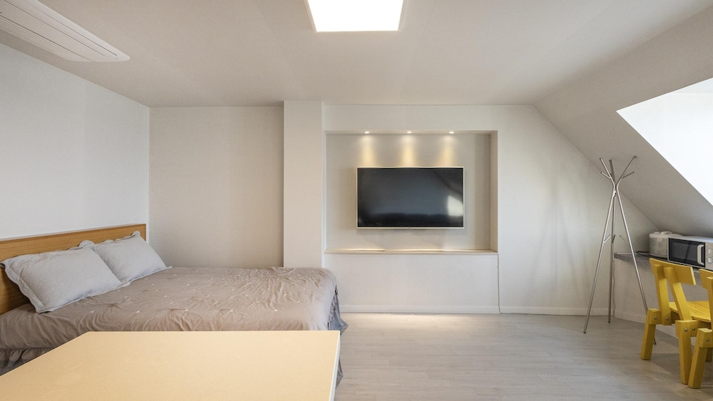 Basic Room, 1 Bedroom (303(ocean view)) photo 2