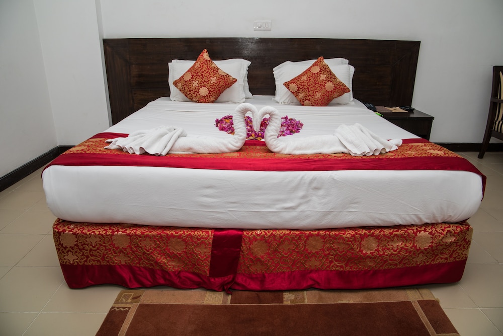 Deluxe Double or Twin Room - Photo 4
