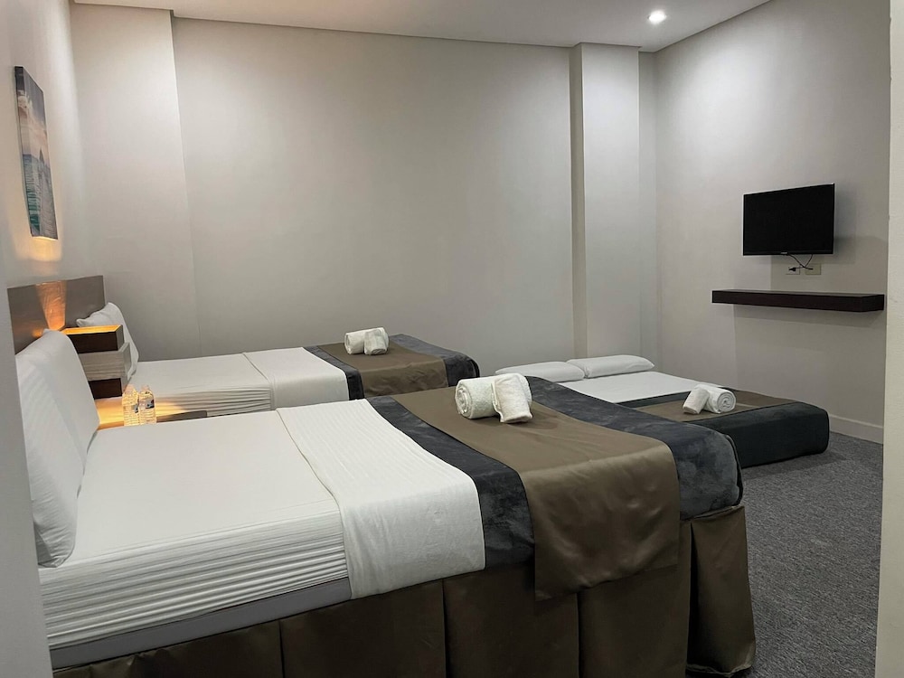 Standard Triple Room - Photo 1