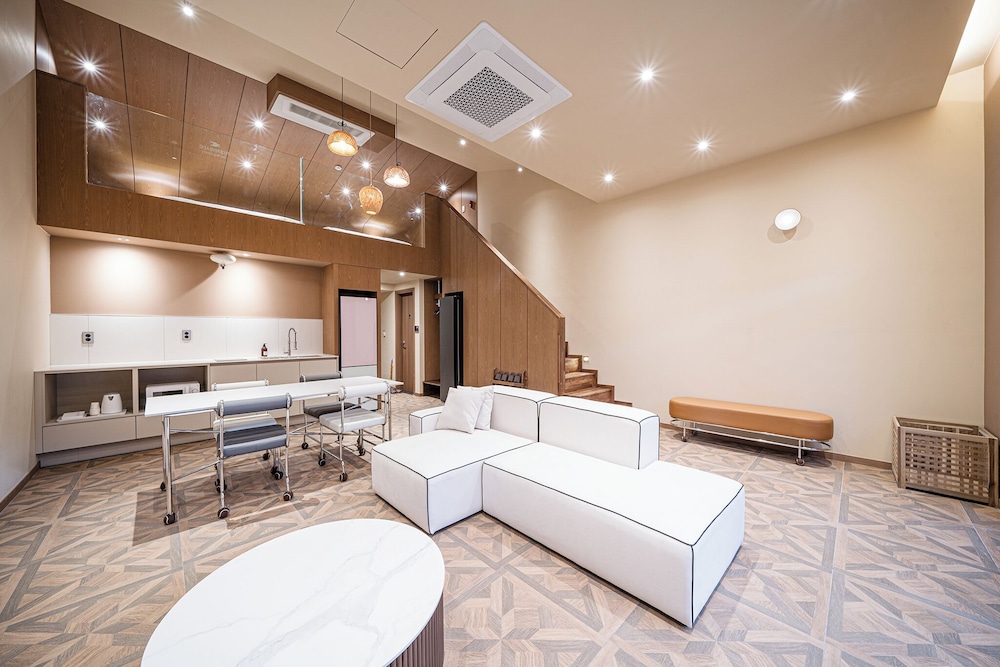 Signature Duplex photo 1