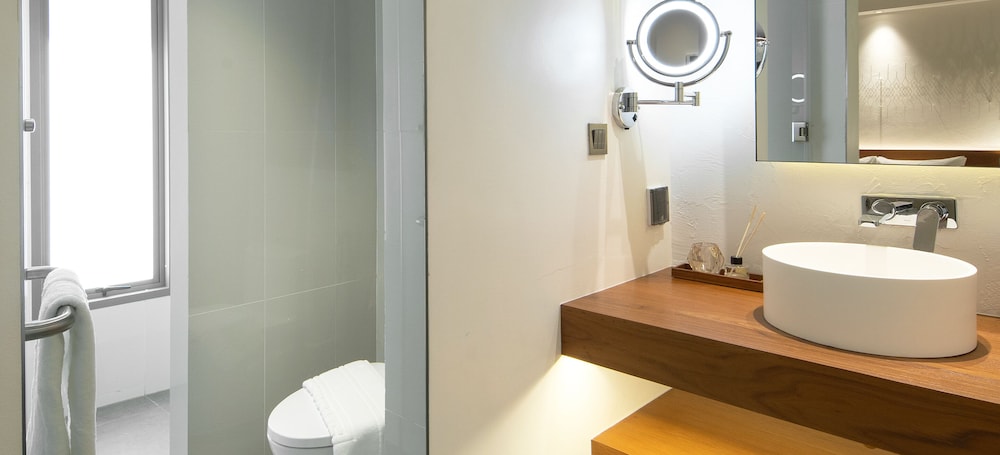 Deluxe Double Room, Pool View - Photo 2
