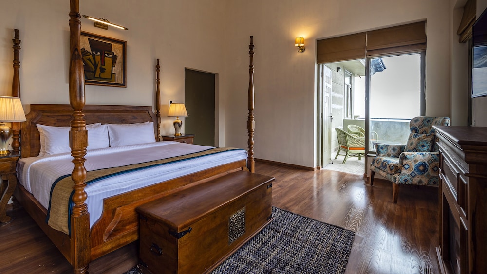 Deluxe Room - Photo 5