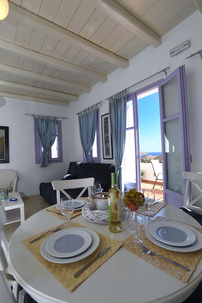 Honeymoon Studio Suite, 1 Double Bed, Sea View photo 3