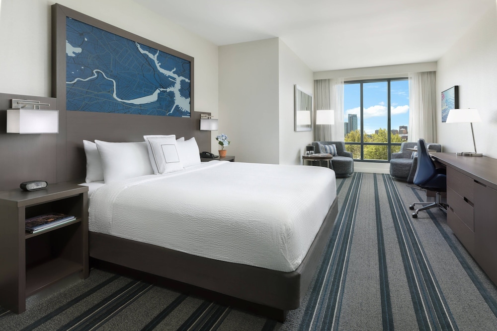 Deluxe Room, 1 King Bed