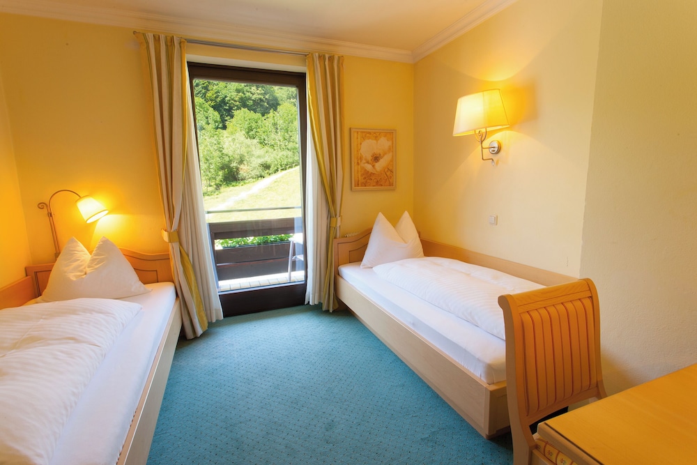 Small Double or Twin Room