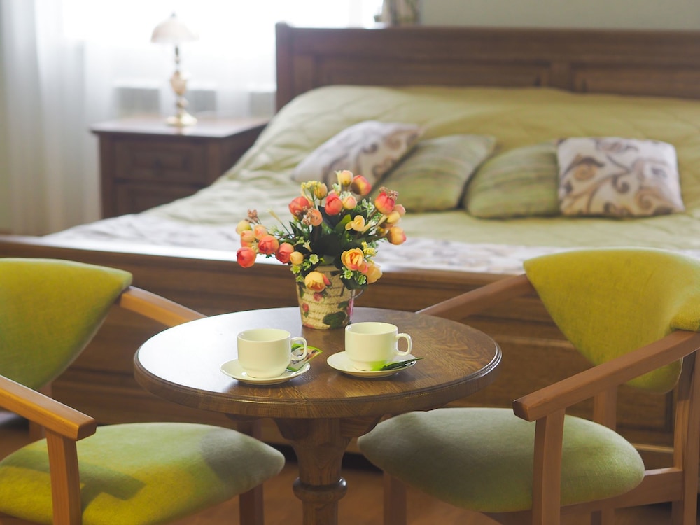 Junior Room (number 8) photo 2