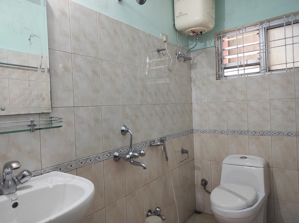 Deluxe Triple Room - Photo 2