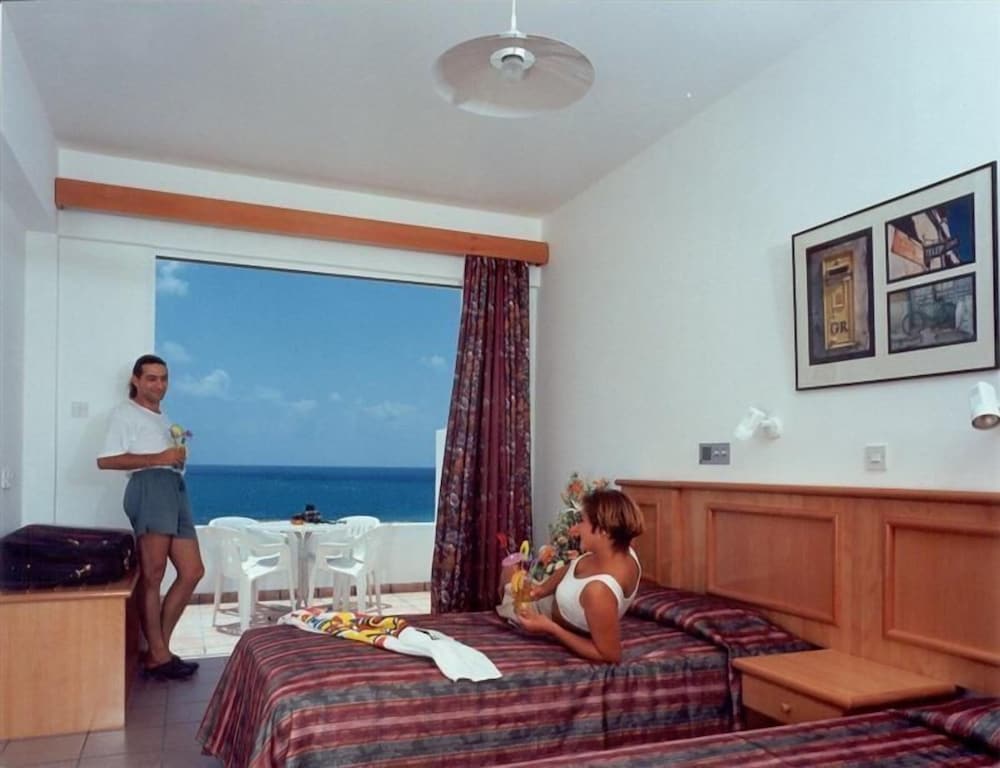 Studio, Balcony, Sea View (Restricted) photo 2