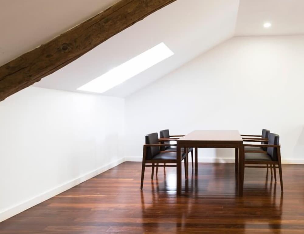 Family Room - Photo 3