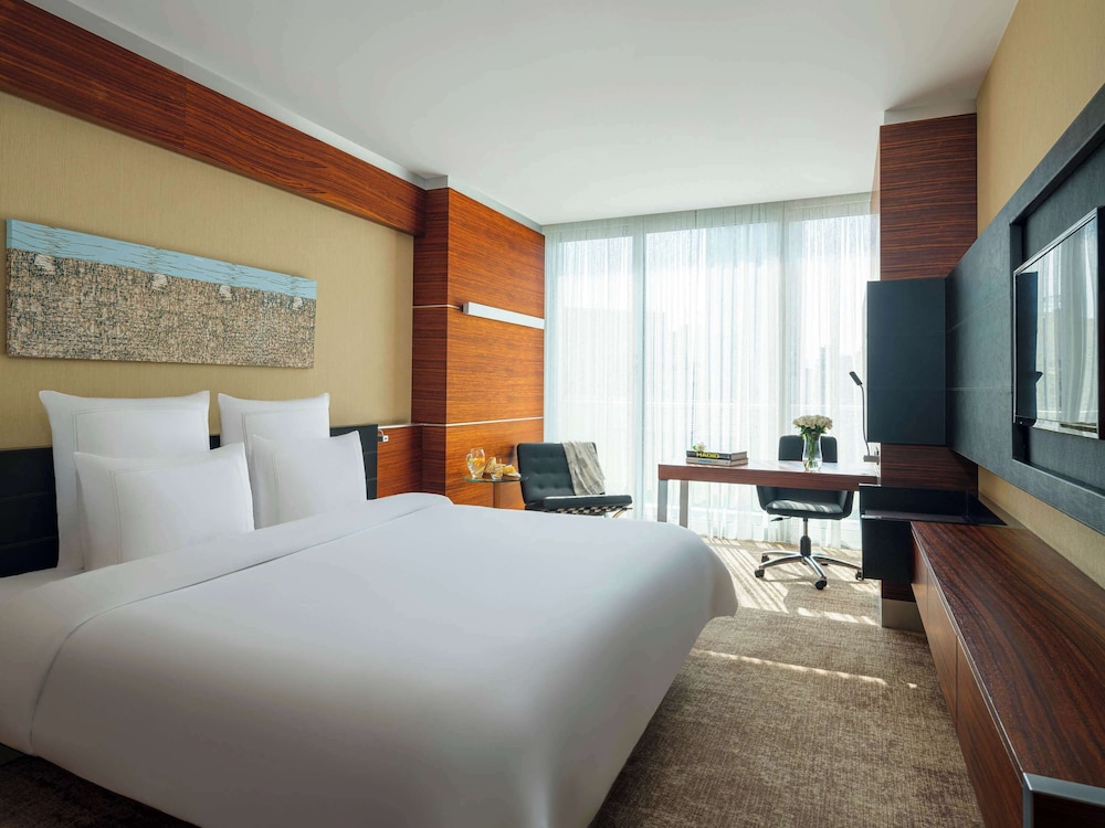 Executive Room City View 1 King Bed