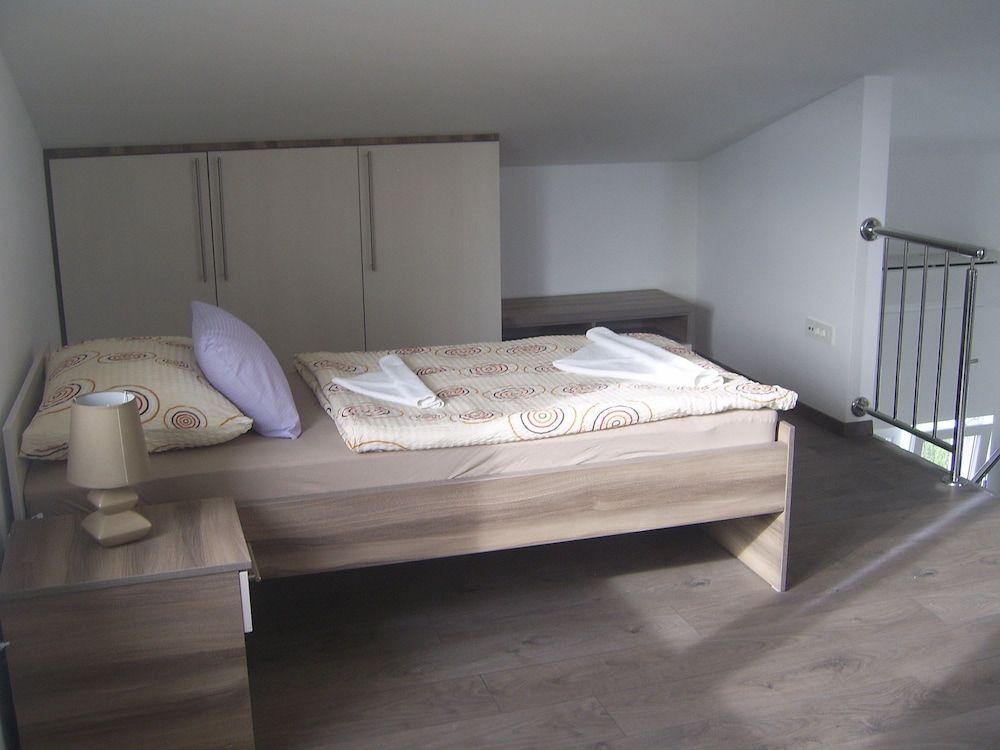Duplex photo 3