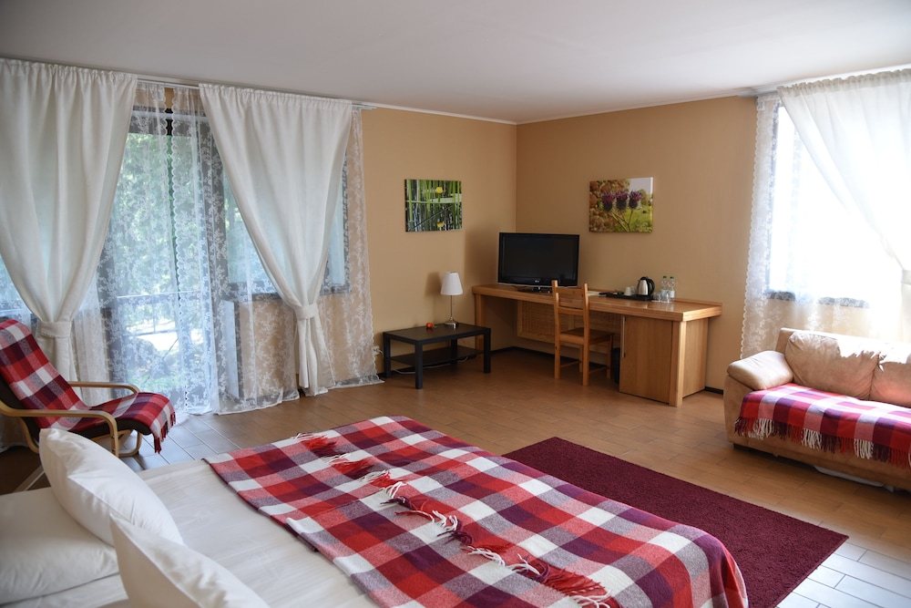 Standard Triple Room photo 2