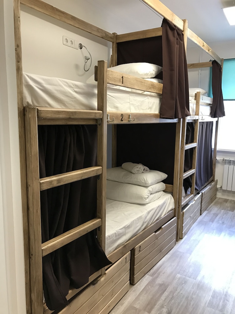 Standard Shared Dormitory, Women only, Non Smoking (8 beds) photo 2