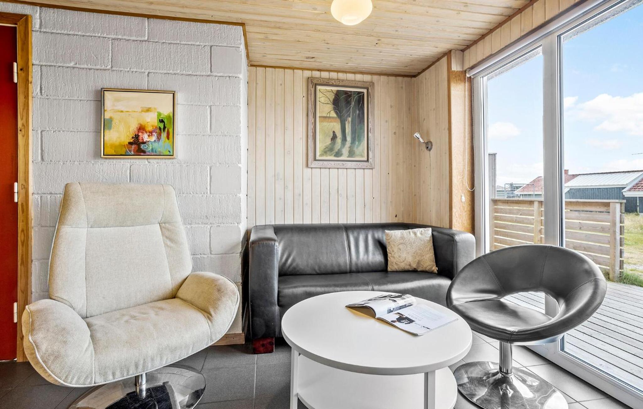 Two-Bedroom Holiday Home photo 1