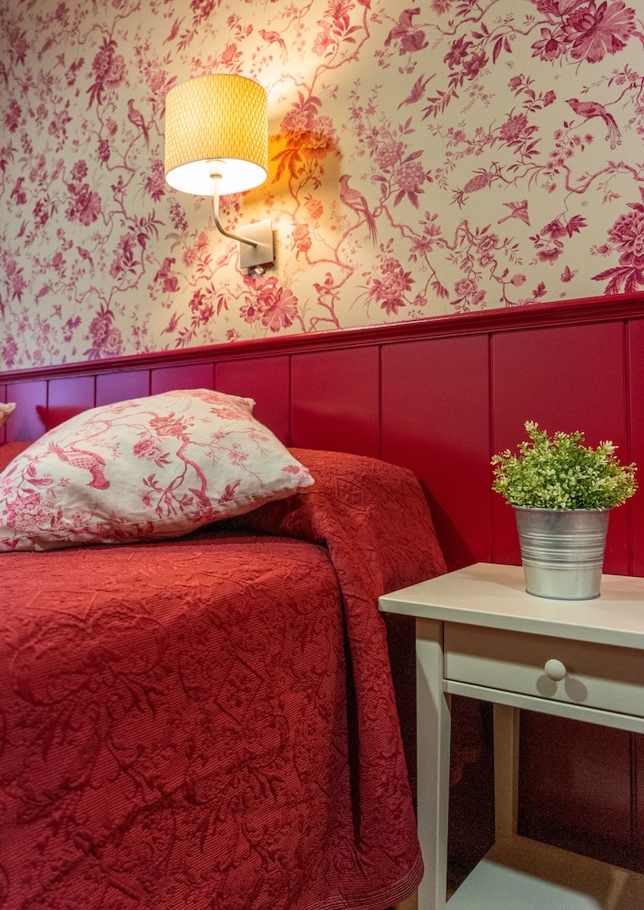 City Double or Twin Room - Photo 3