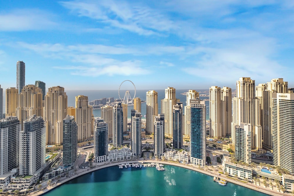 Luxury Apartment, 3 Bedrooms, Non Smoking, Marina View photo 1