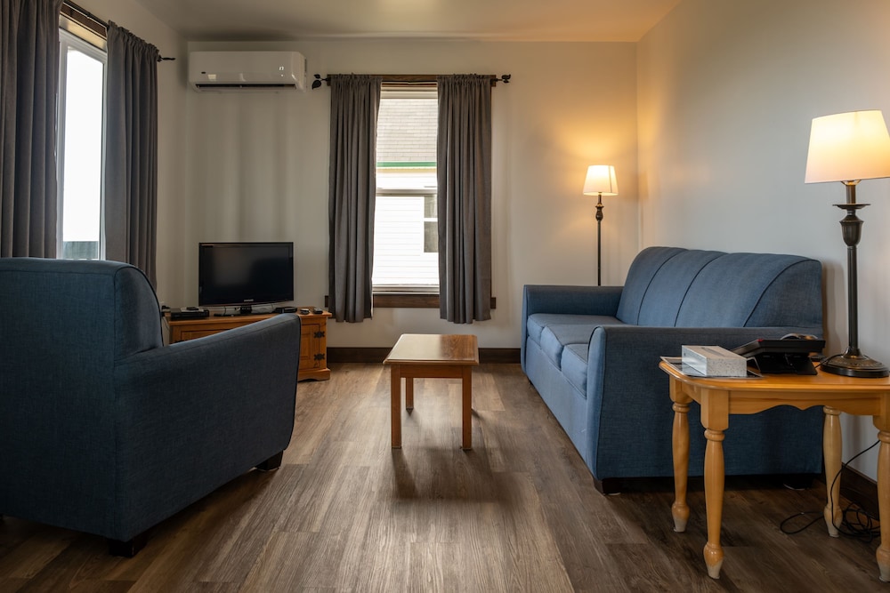 Panoramic Cottage, 2 Double Beds, Ocean View photo 3