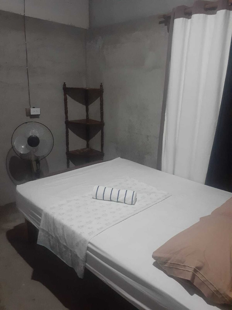 Economy Double or Twin Room photo 1