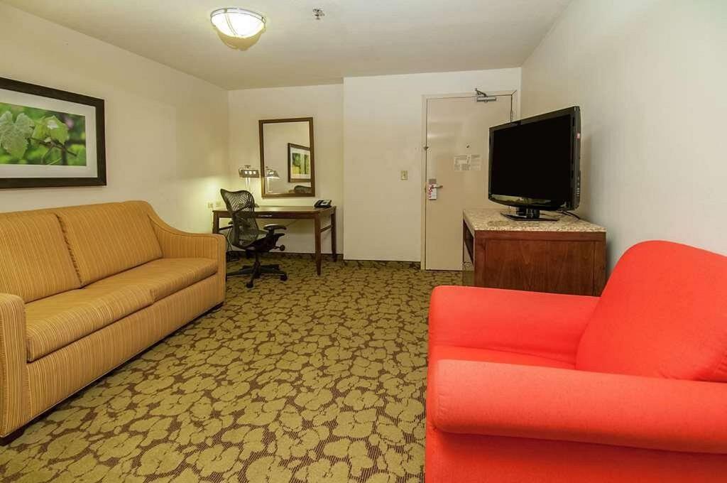 Queen Suite