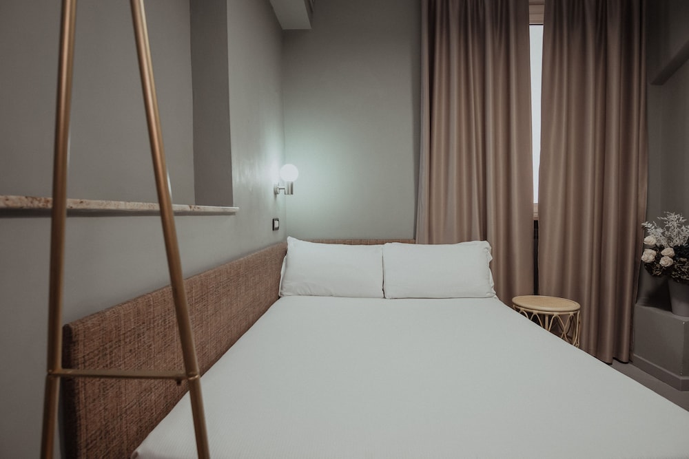 Basic Double Room