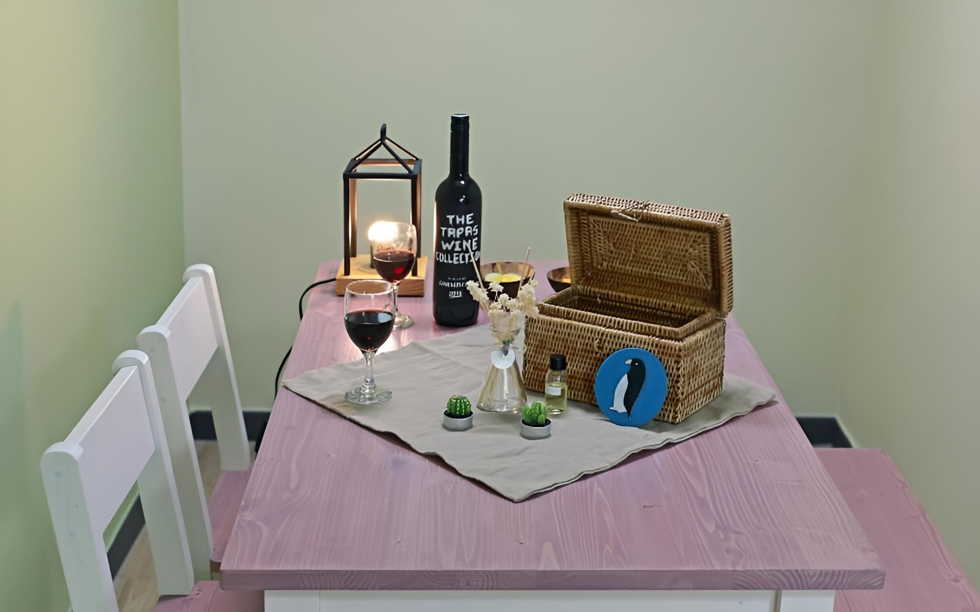 Room (2-C) - Photo 5