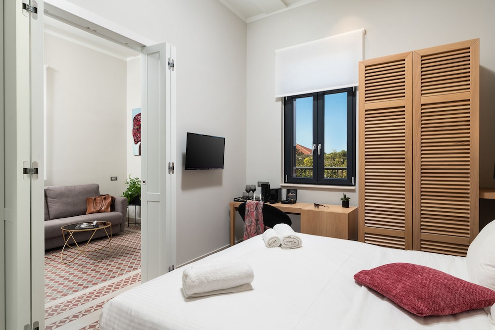 Junior Room, 1 Bedroom, City View