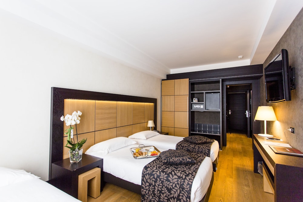 Superior Twin Room - Photo 2