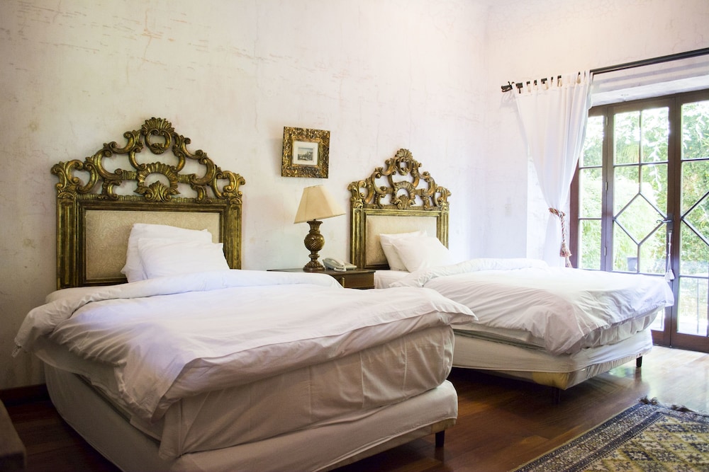 Standard Suite, 2 Double Beds (Zahar) photo 1