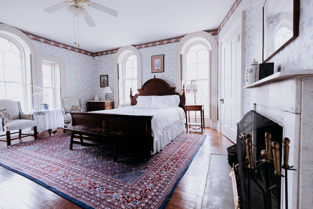 Premium Double Room, Ensuite (Southern Charm Room)
