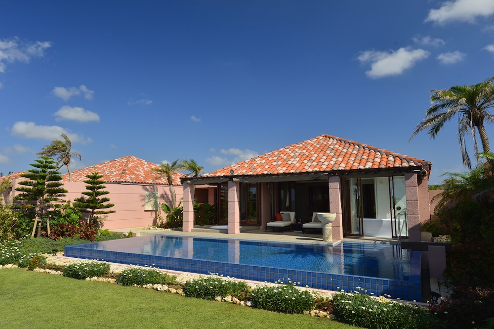 Suite Villa (1 Bedroom, Non Smoking) photo 3