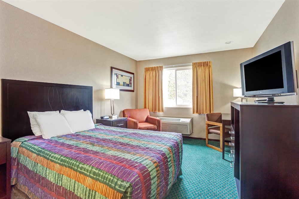 Room, 2 Queen Beds, Accessible, Non Smoking - Photo 3