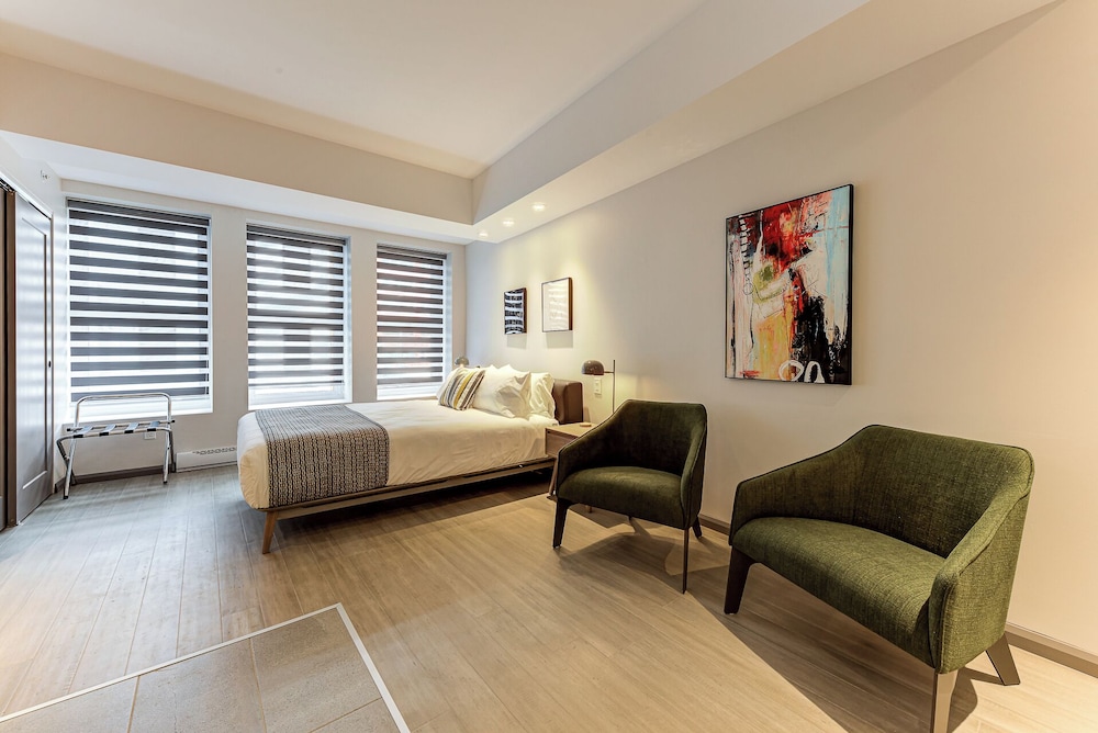 Studio, 1 Queen Bed, Kitchen (B10)