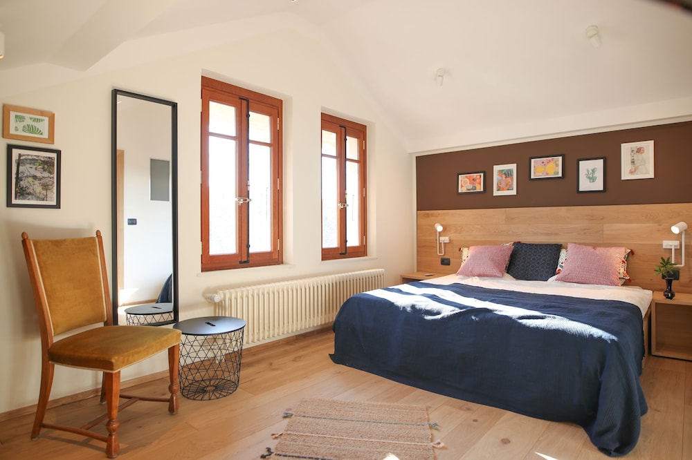 Deluxe Double Room (Montemerano)