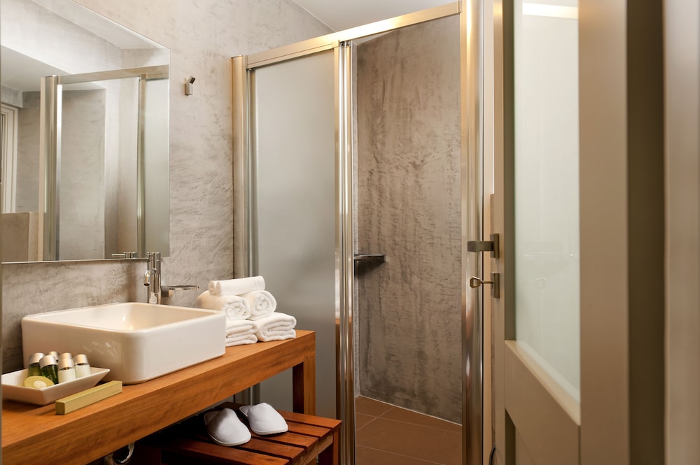 Superior Suite, Jetted Tub, Sea View - Photo 14