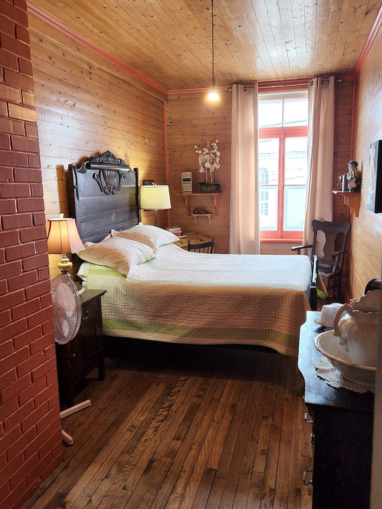 Double Room, 1 Double Bed (La Orangée)