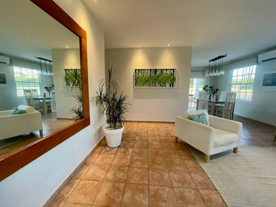 Two-Bedroom Villa photo 3