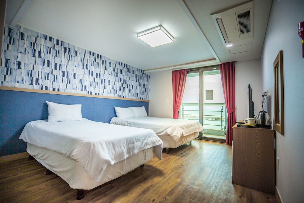 Deluxe Twin Room, Ocean View