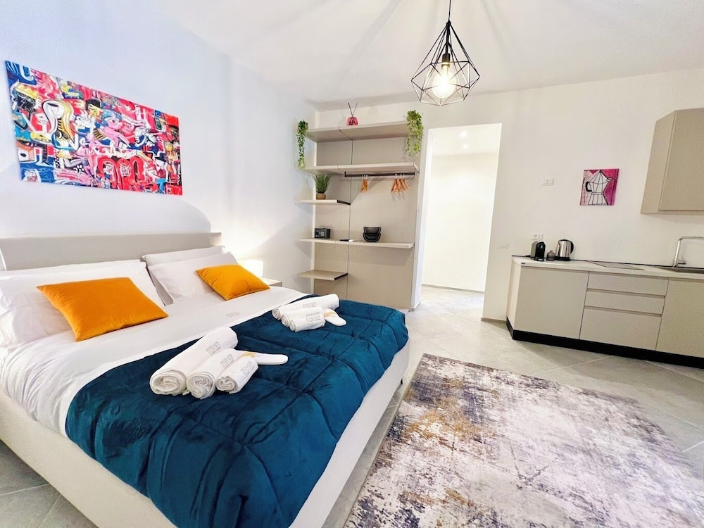 Suite monolocale Design con balcone