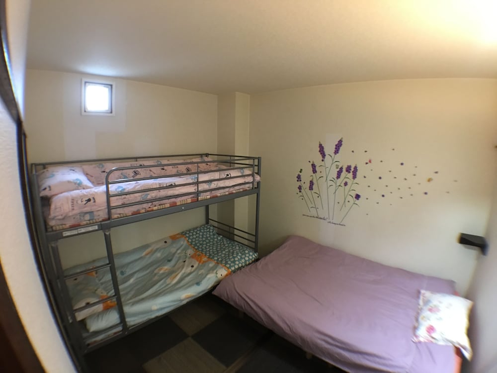 Room photo 2
