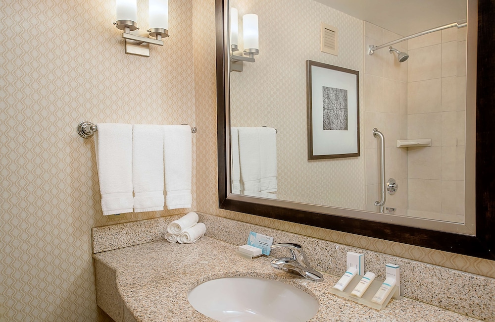 Room, Accessible - Photo 7
