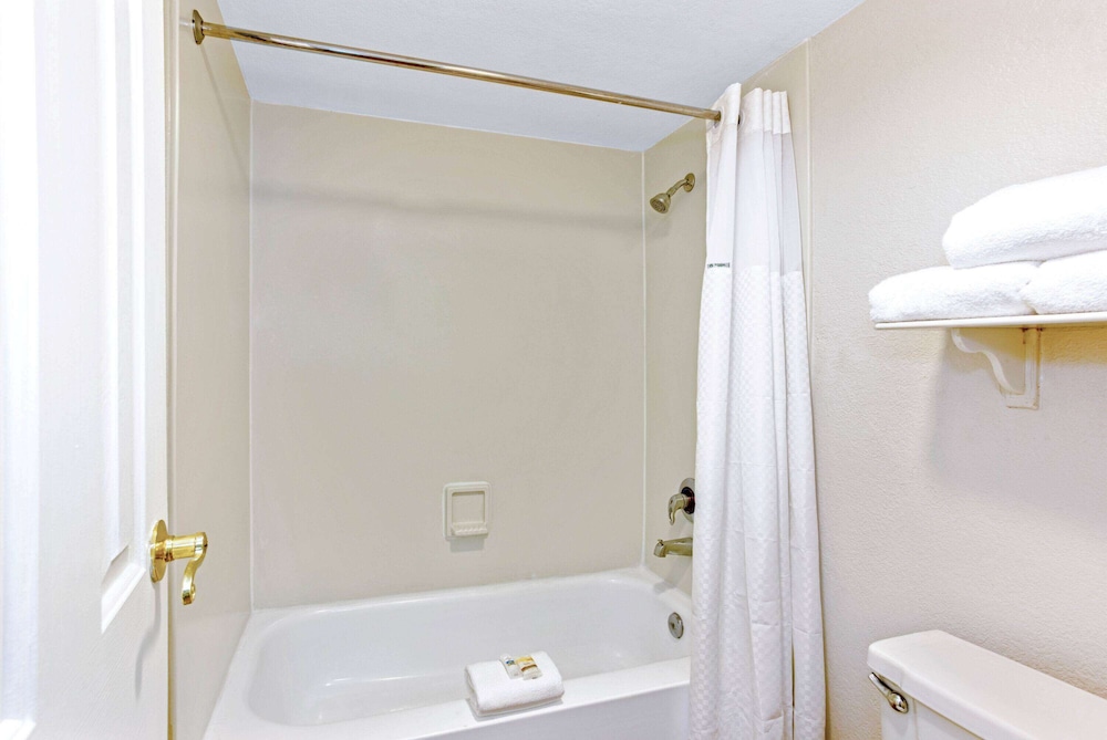 La Quinta Inn by Wyndham Orlando Airport West, Bild 2