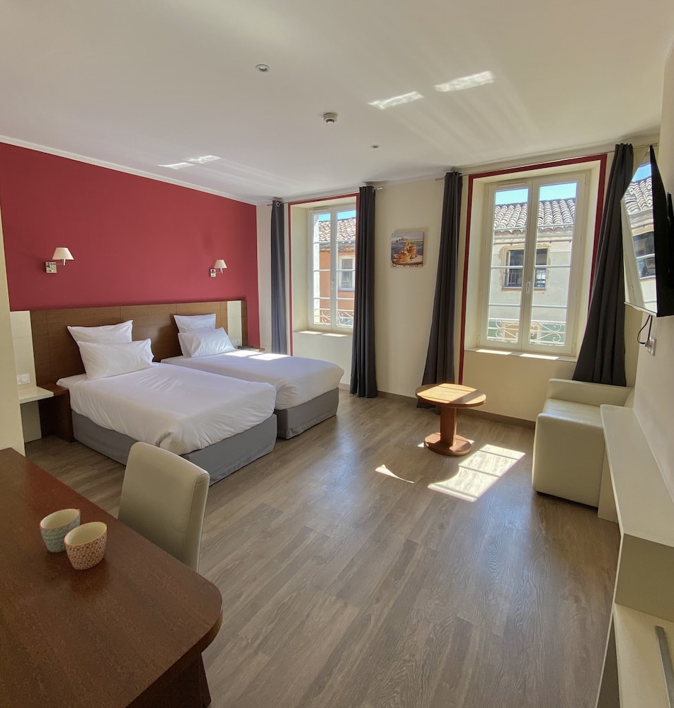 Deluxe Room - Photo 1